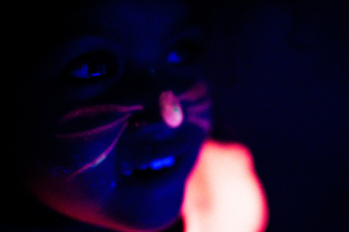 Welcome To The FUTURE séance photo de bodytpainting en Black Light